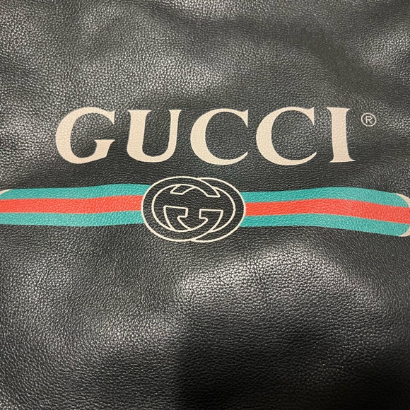 Gucci Calfskin Logo Drawstring Backpack black (NEW/NEVER USED) - Picture 2 of 16